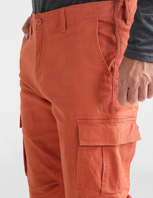 Pantalón casual Weekend corte regular en SB