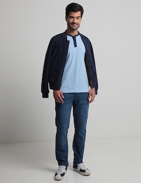 Playera Weekend cuello henley para hombre