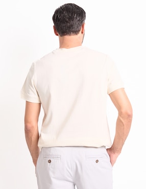 Playera Weekend cuello henley para hombre