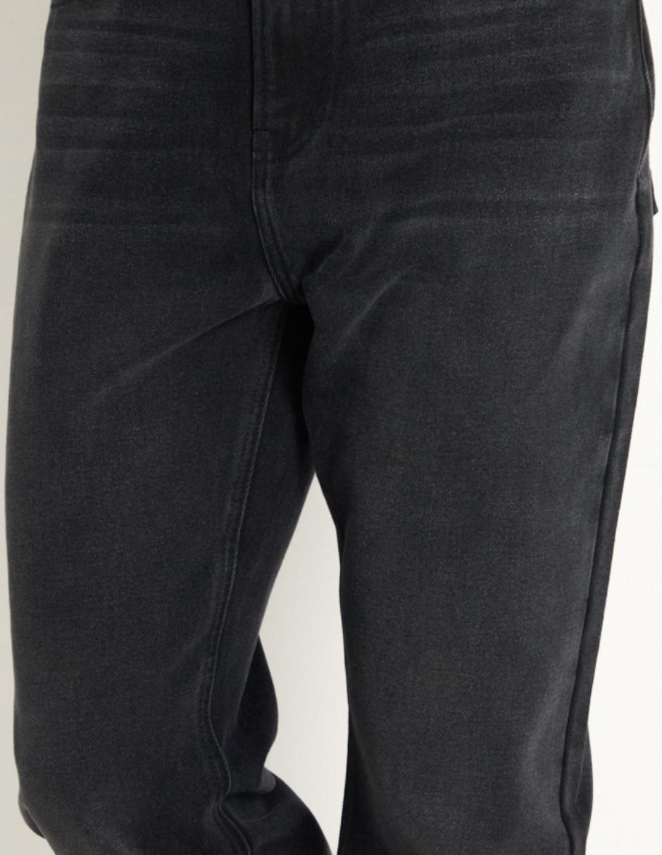 Jeans straight lavado obscuro para hombre 4