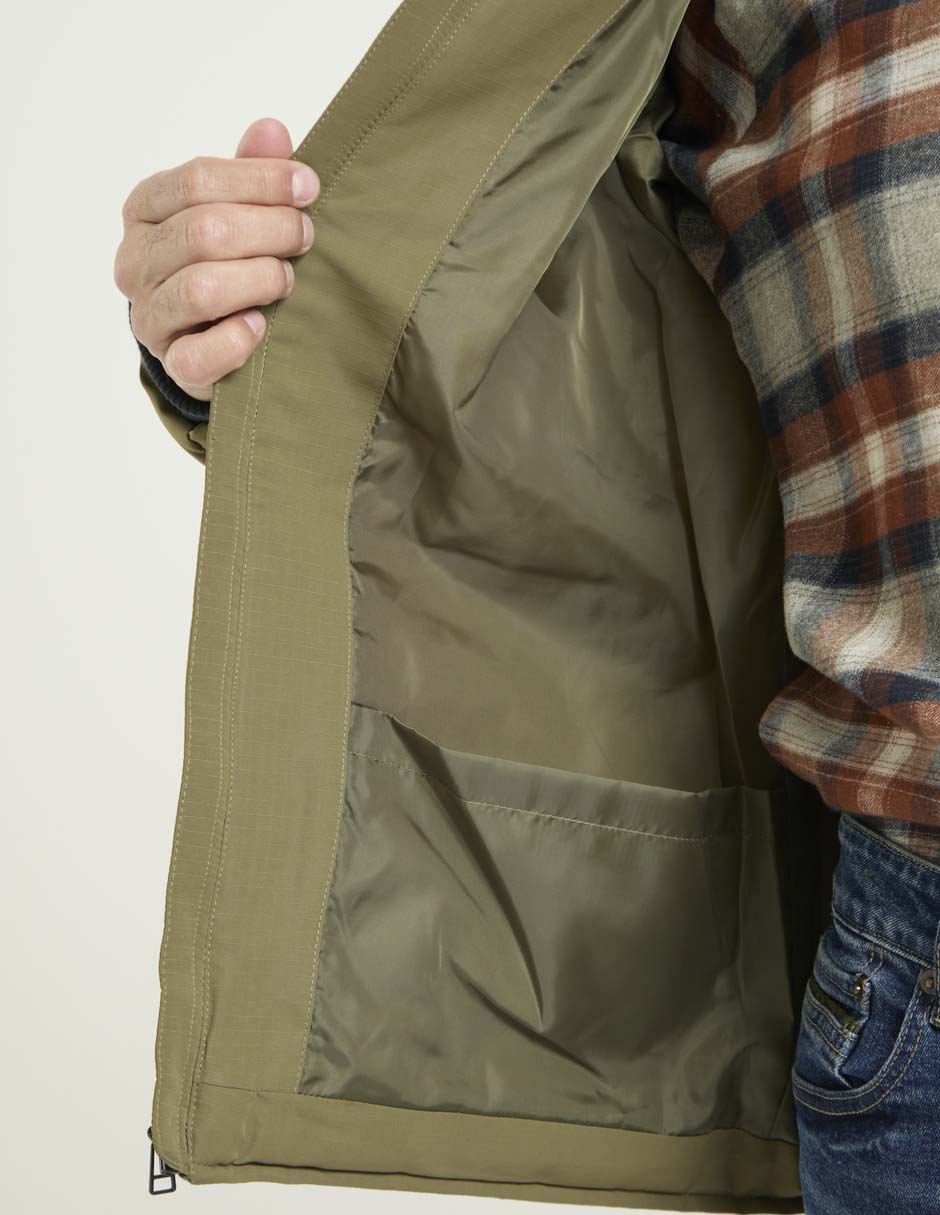 Chamarra acolchada capitonada para hombre 6