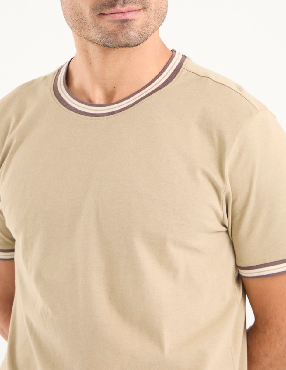 Playera cuello redondo para hombre 4