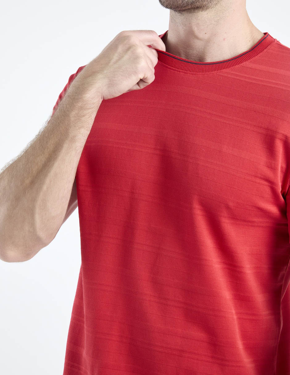 Playera cuello redondo para hombre 4